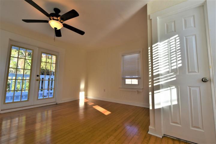 918 S M Street, FL 33460 photo 3