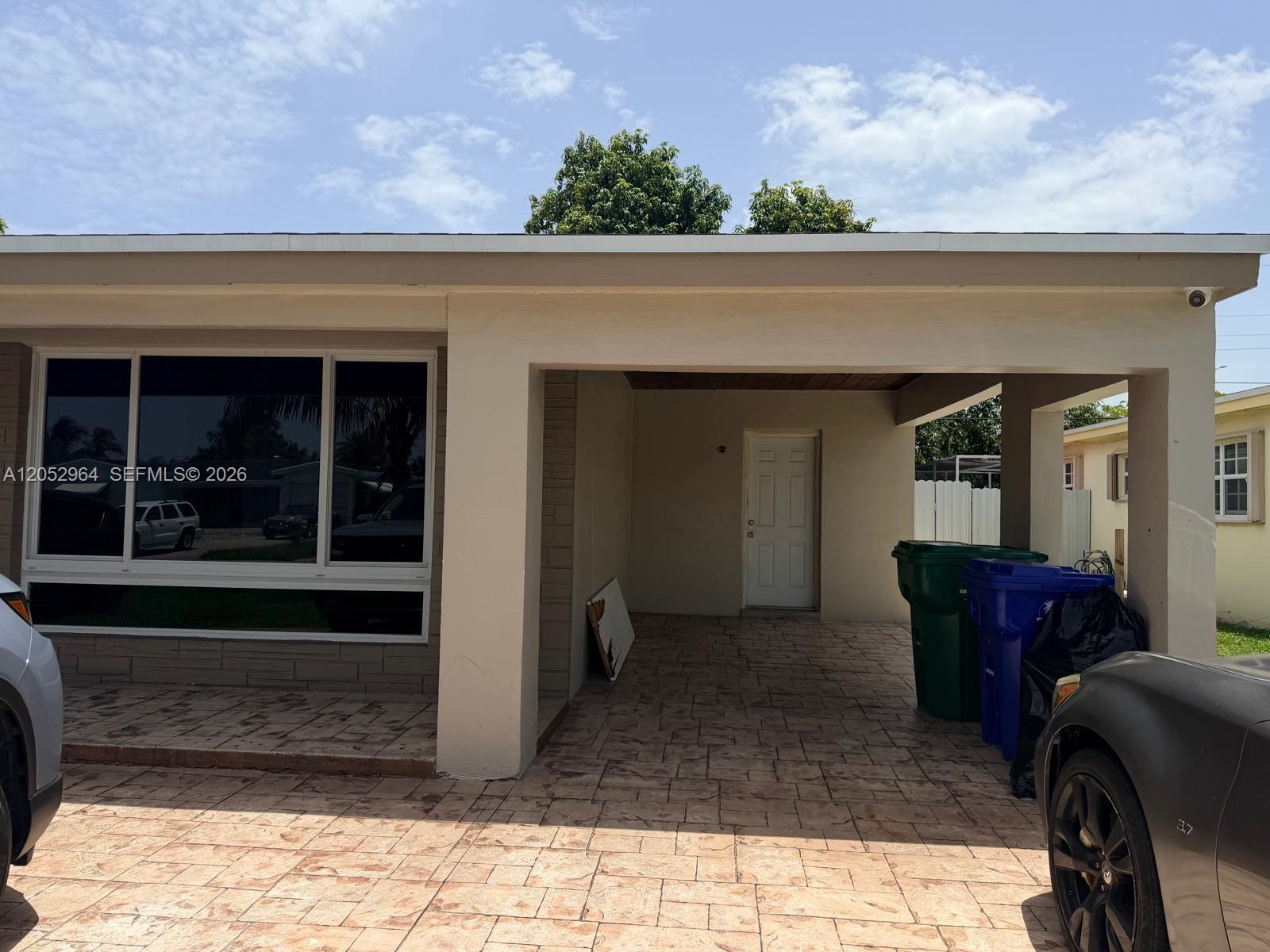 7758 Indigo St, Miramar FL 33023 photo 2