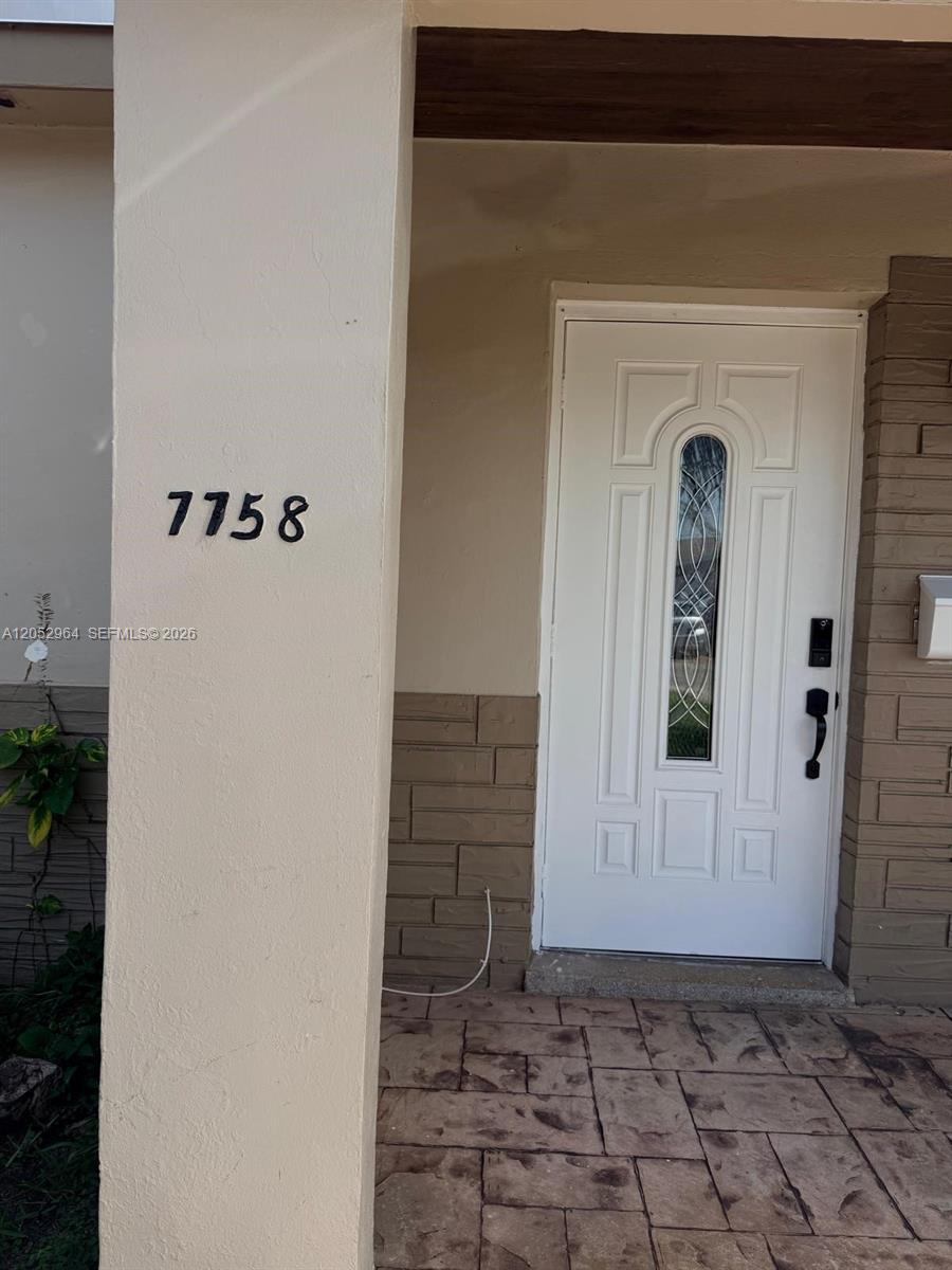 7758 Indigo St, Miramar FL 33023 photo 5