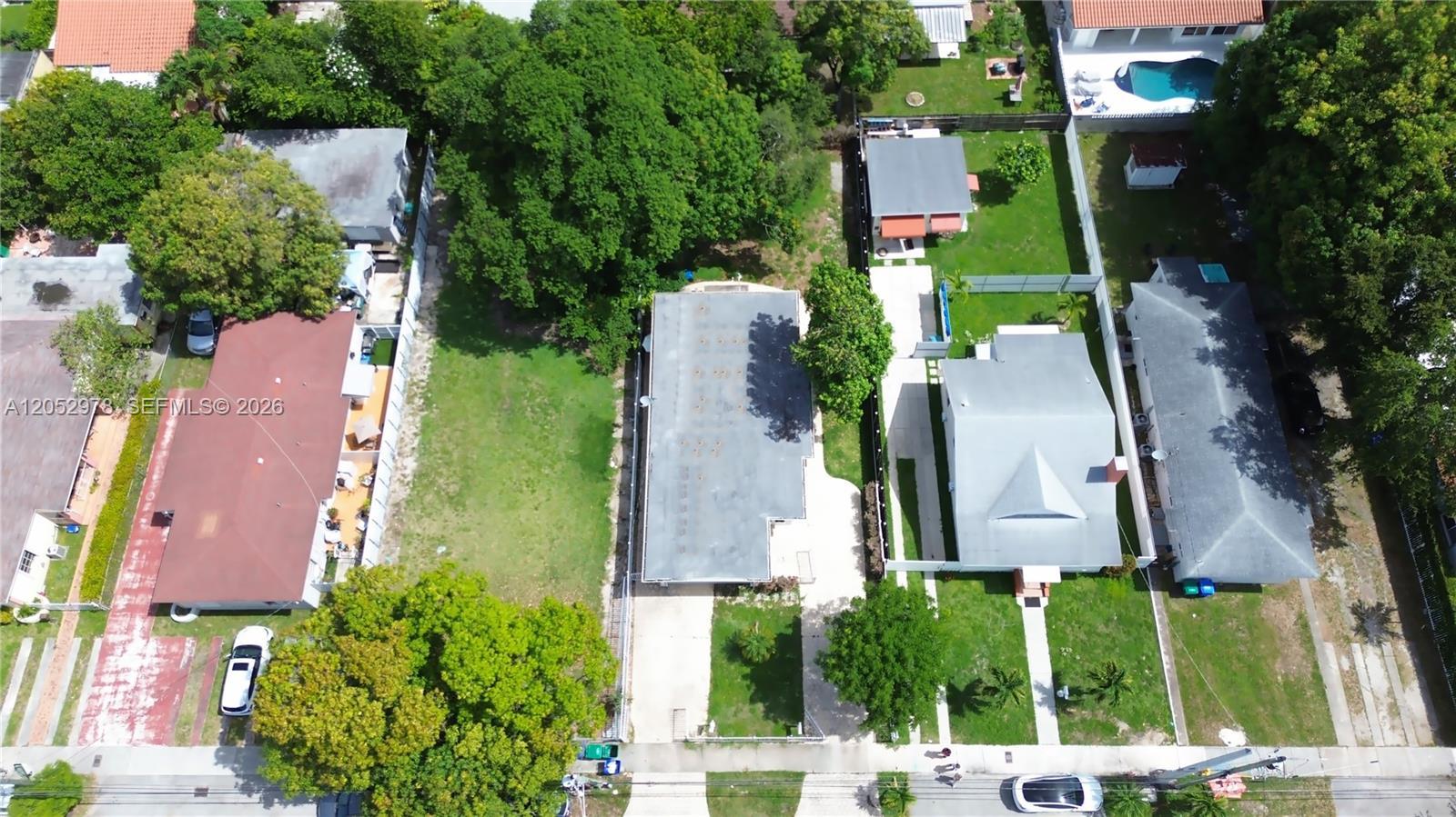 3121 SW 25th Ter, Miami FL 33133 photo 3