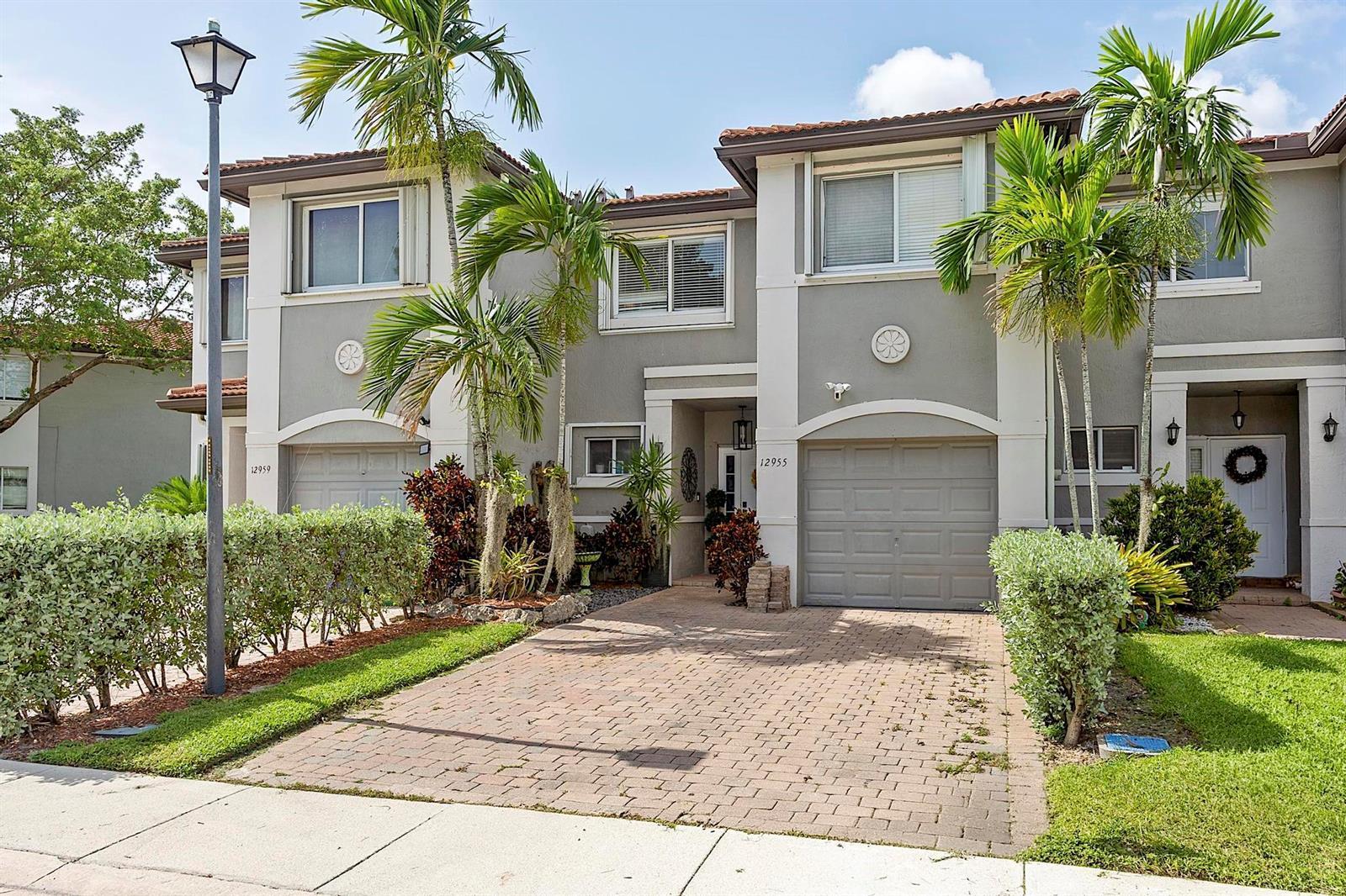 12955 SW 28TH Court, Miramar FL 33027 photo 2