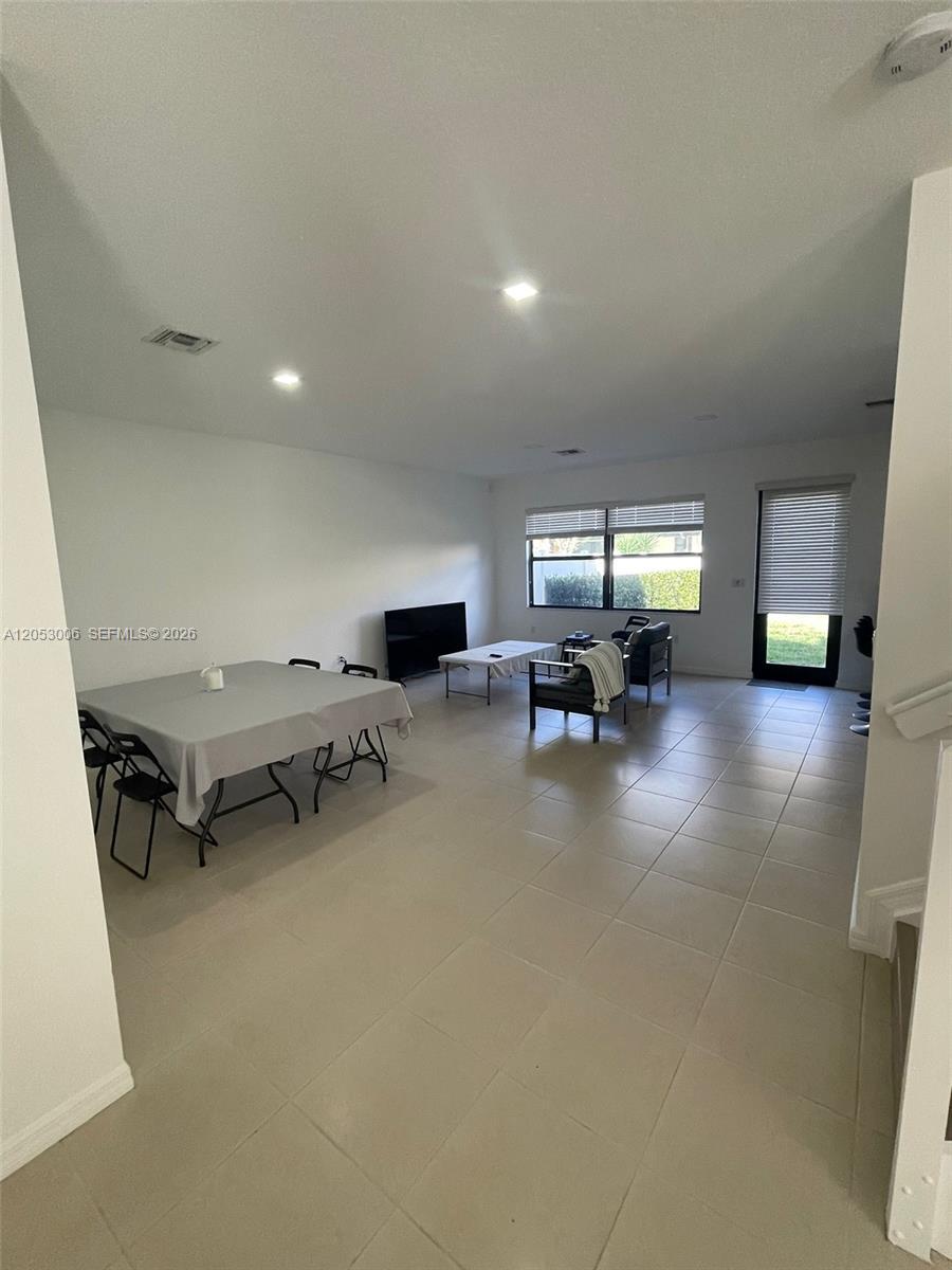 747 NE 193rd St # 0, Miami FL 33179 photo 3