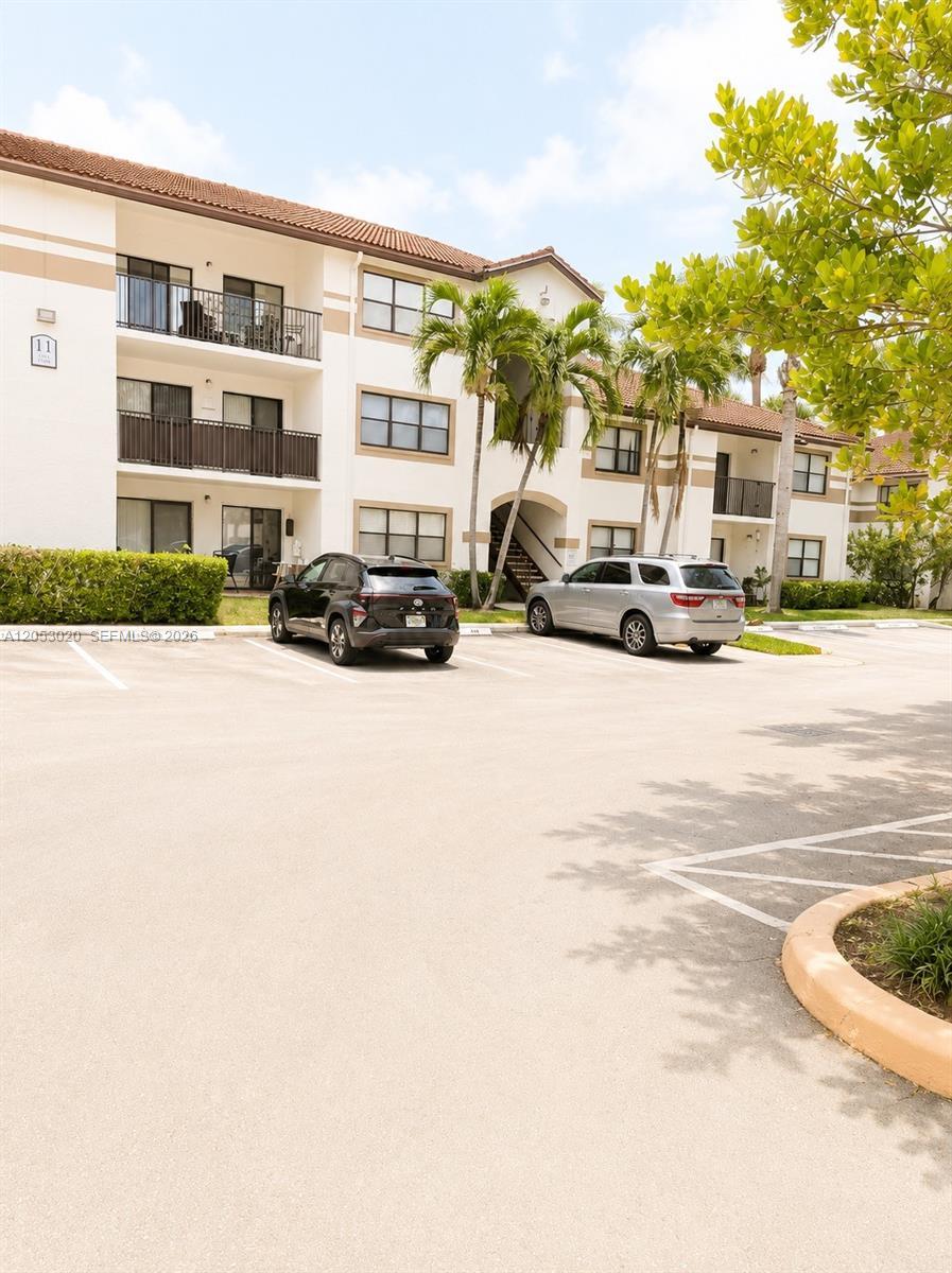 530 S Park Rd # 11, Hollywood FL 33021 photo 3