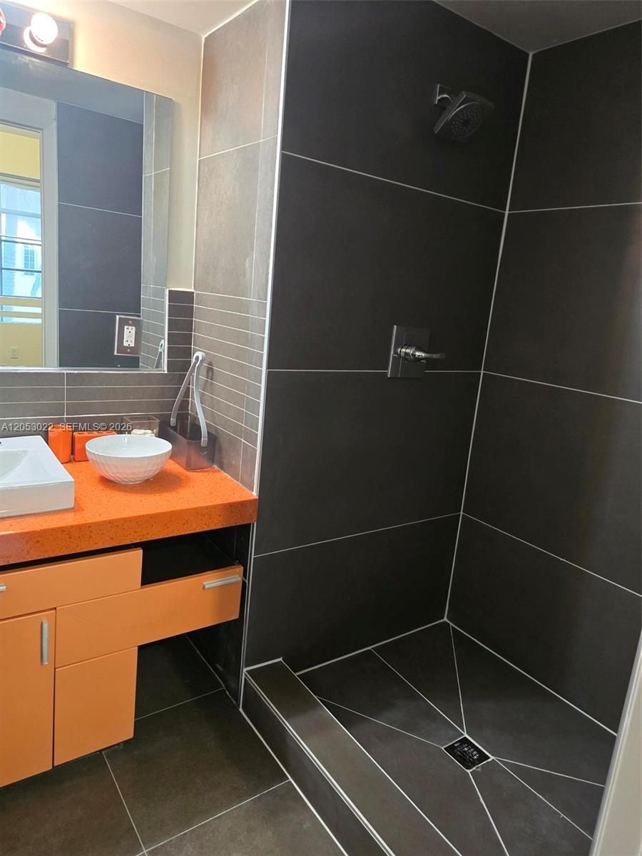 435 21st St # 209, Miami Beach FL 33139 photo 3