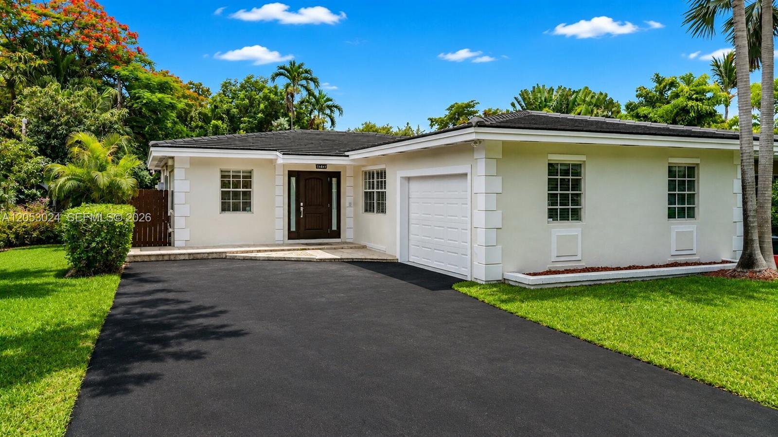 516 Gerona Ave, Coral Gables FL 33146 photo 2