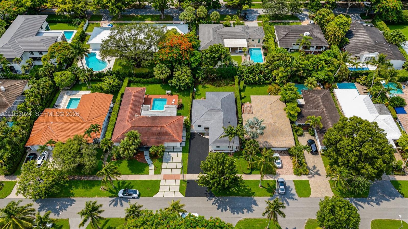 516 Gerona Ave, Coral Gables FL 33146 photo 4