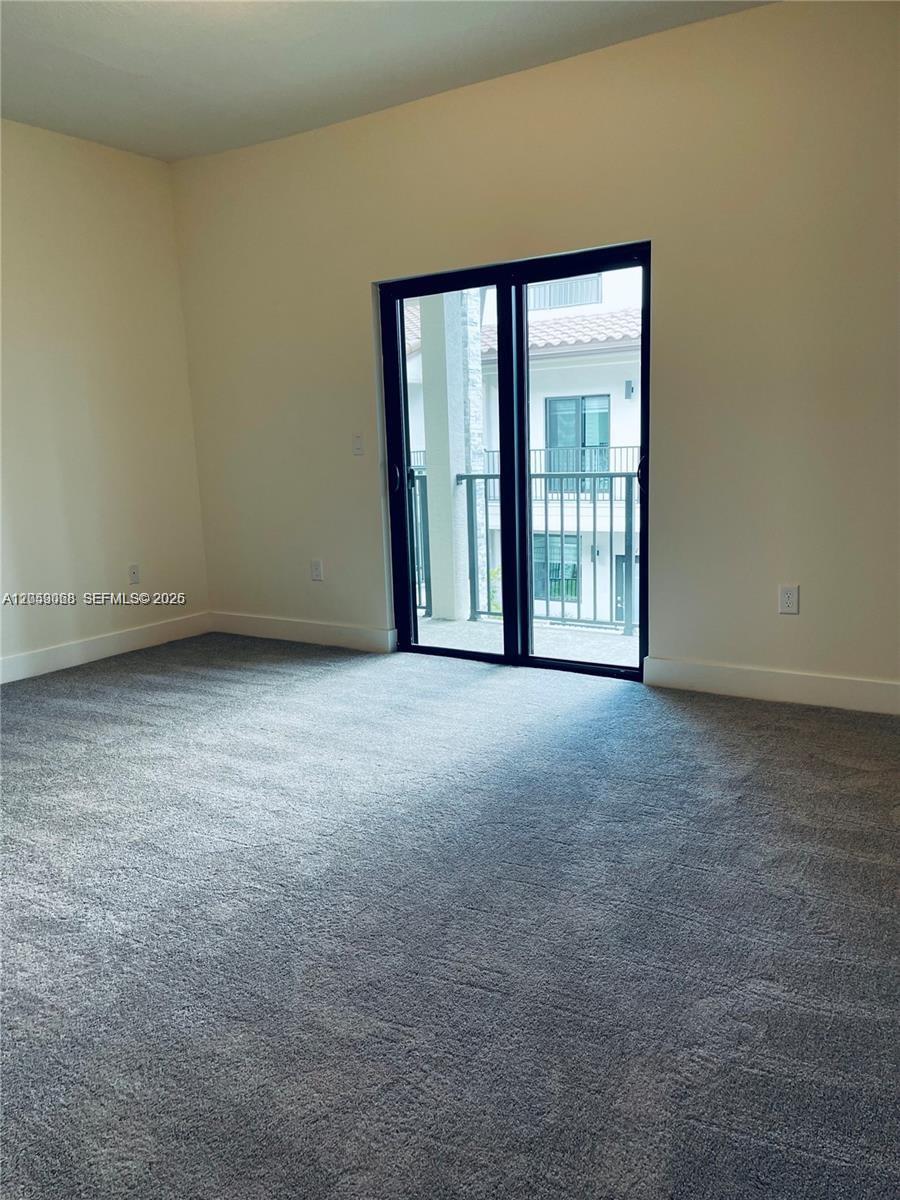4576 NW 83rd Path, Doral FL 33166 photo 5
