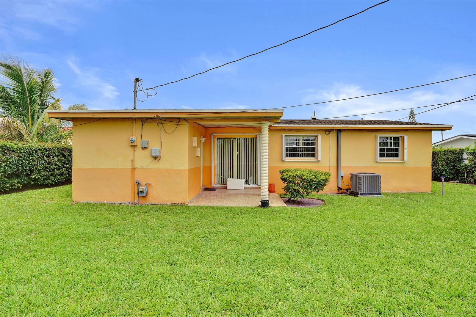 18800 NW 43rd Avenue, Miami Gardens FL 33055 photo 5
