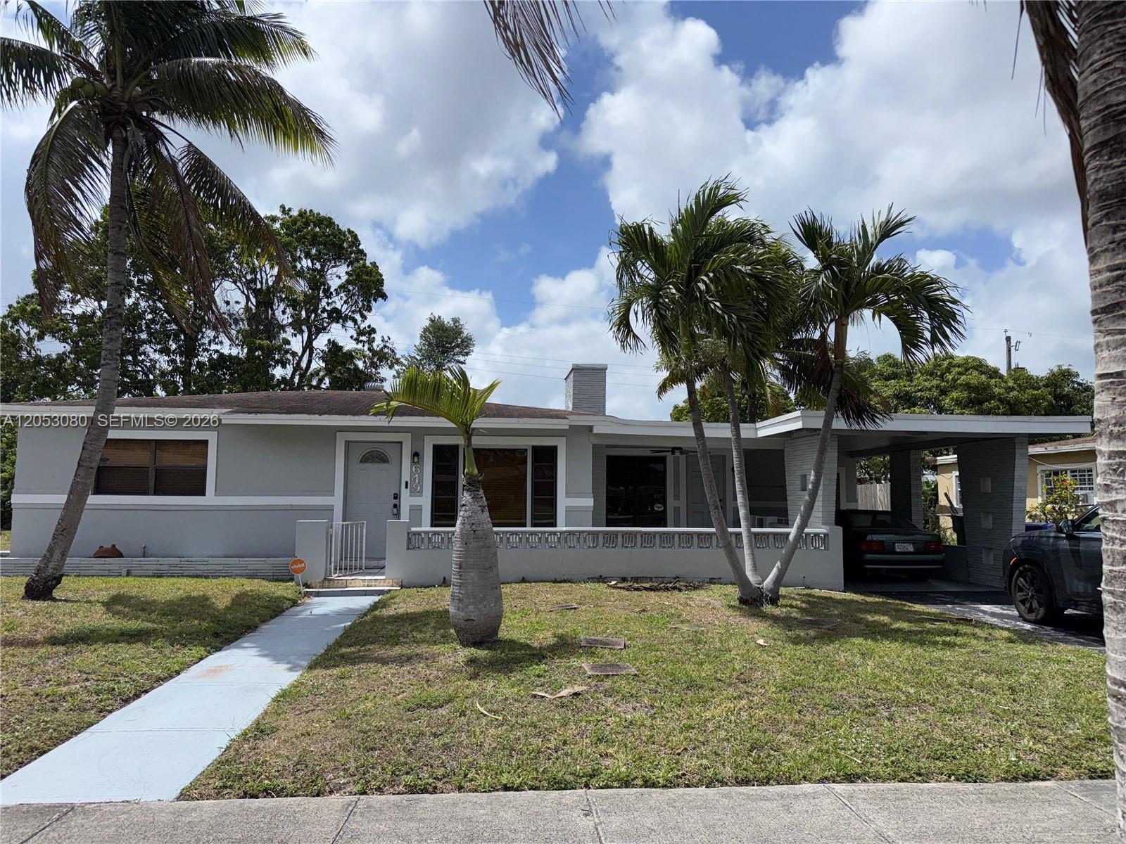 649 W Evanston Cir, Fort Lauderdale FL 33312
