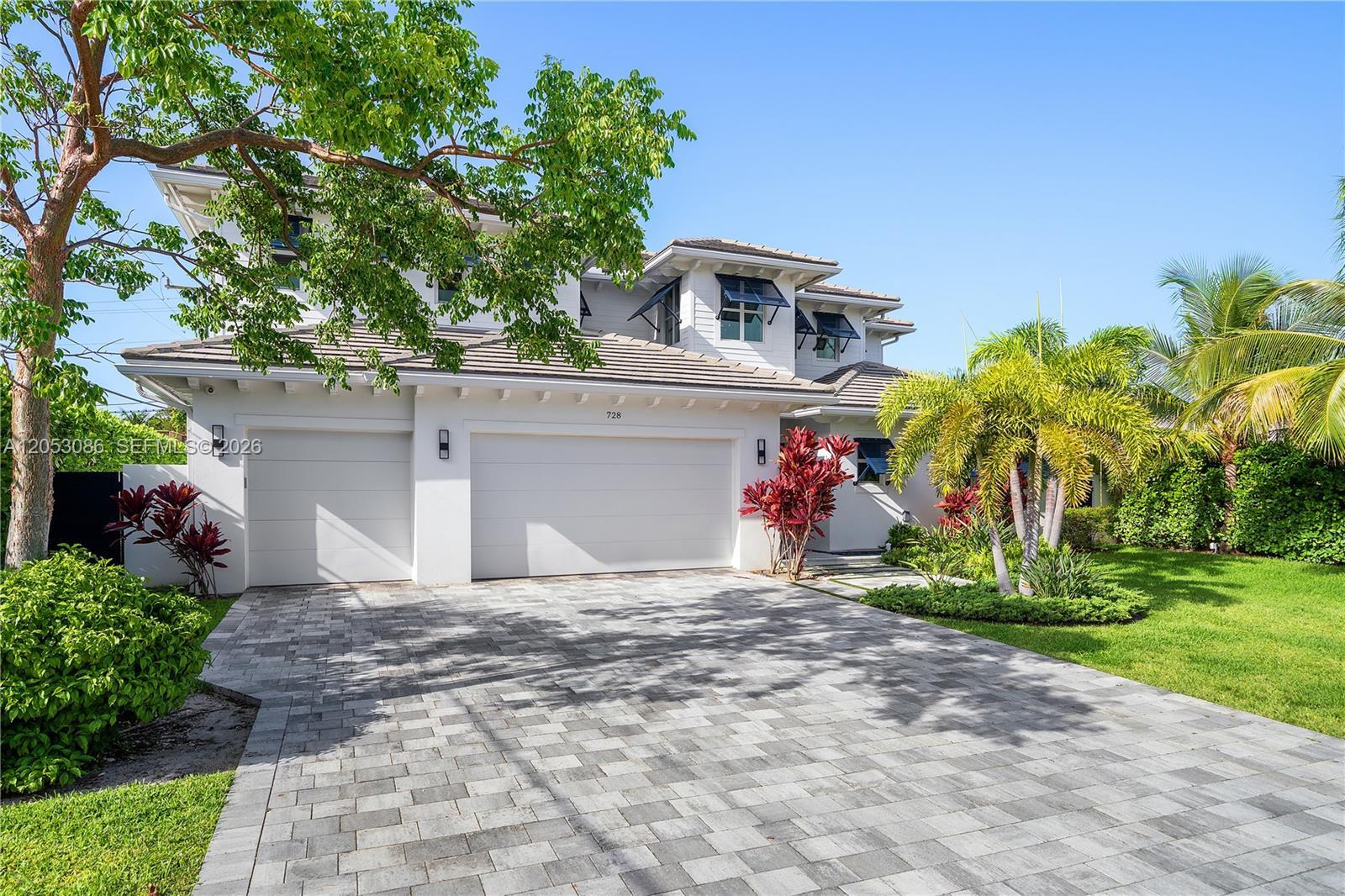 728 Malaga Dr, Boca Raton FL 33432 photo 2