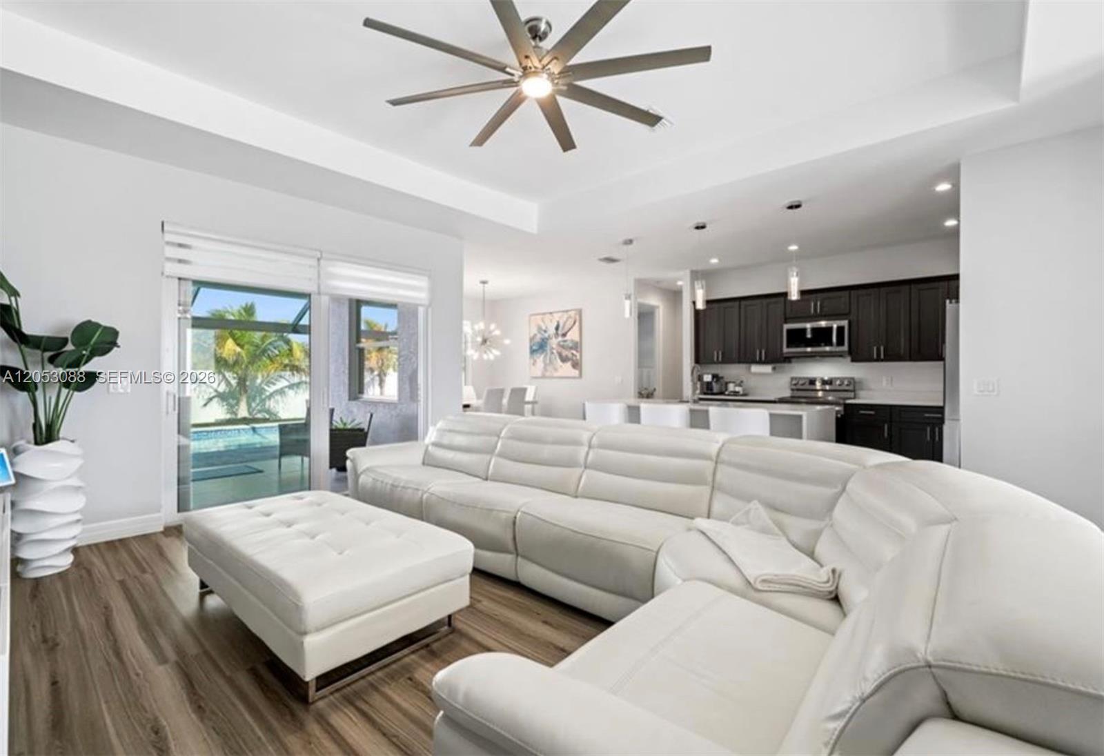 1017 NW 15th ter, Cape Coral FL 33993 photo 5