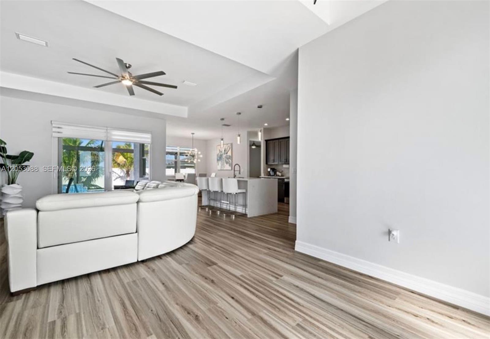 1017 NW 15th ter, Cape Coral FL 33993 photo 4