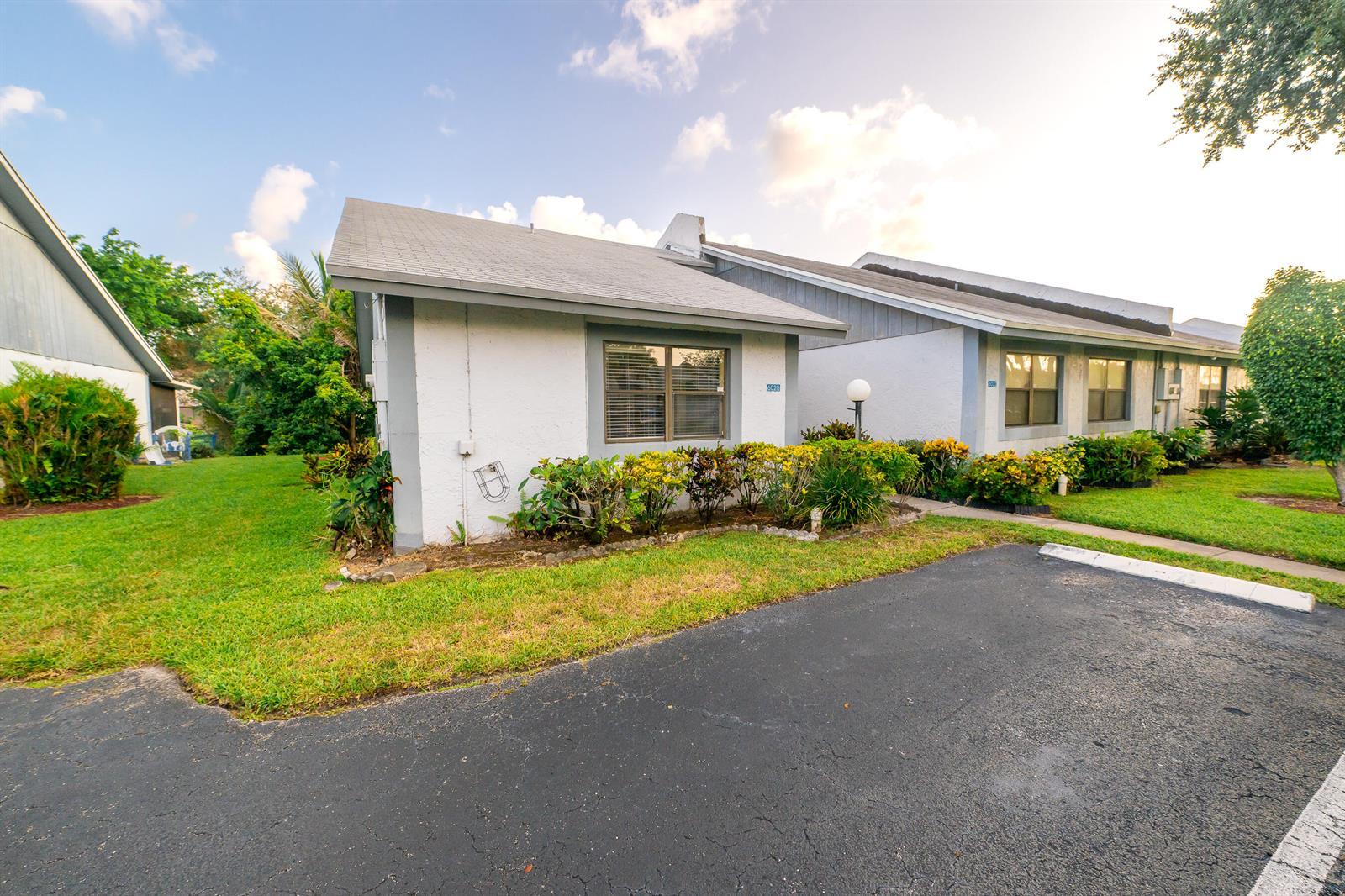6020 NW 3rd Street # 6020, Margate FL 33063 photo 2