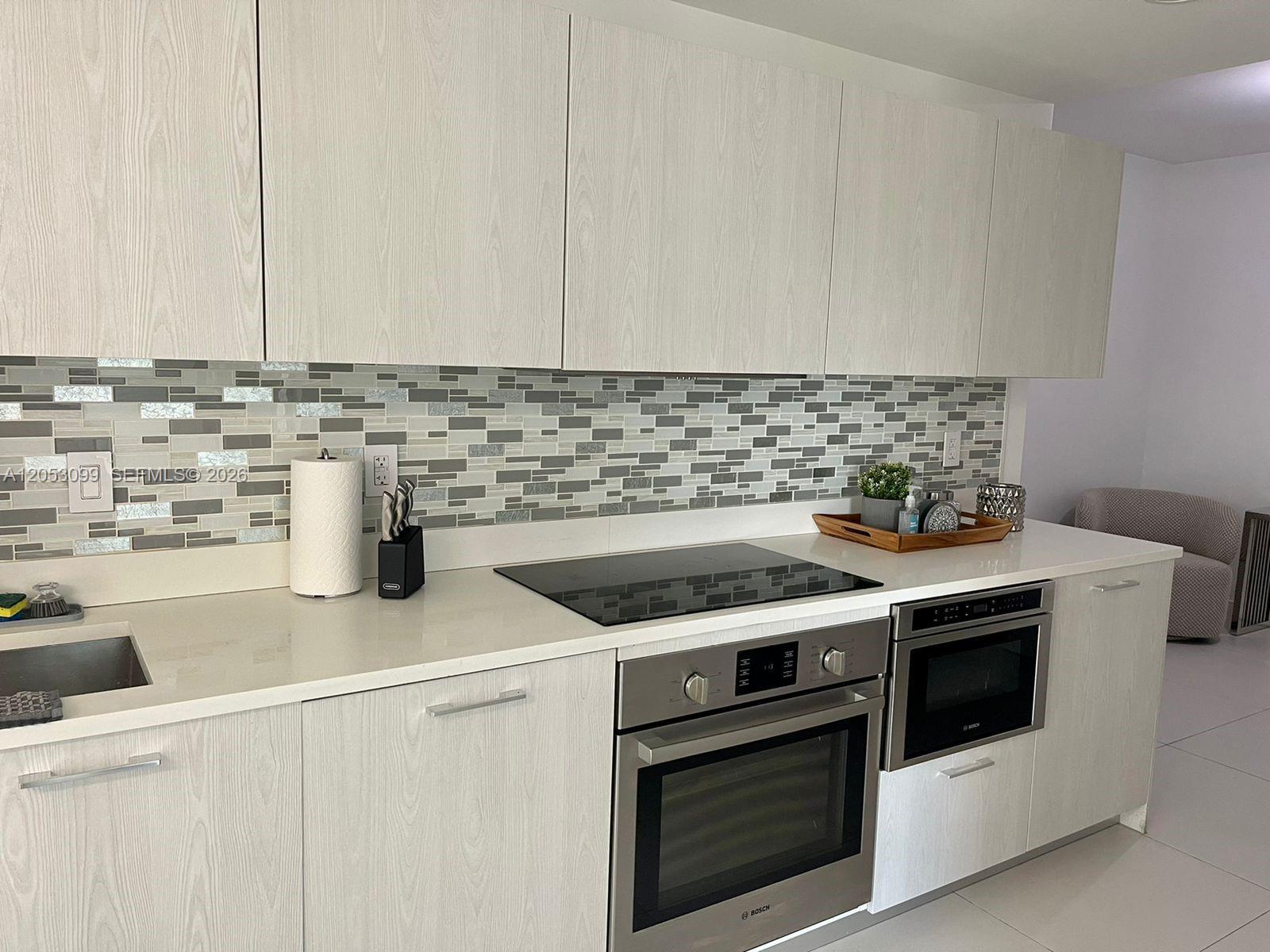501 NE 31st St # 701, Miami FL 33137 photo 4
