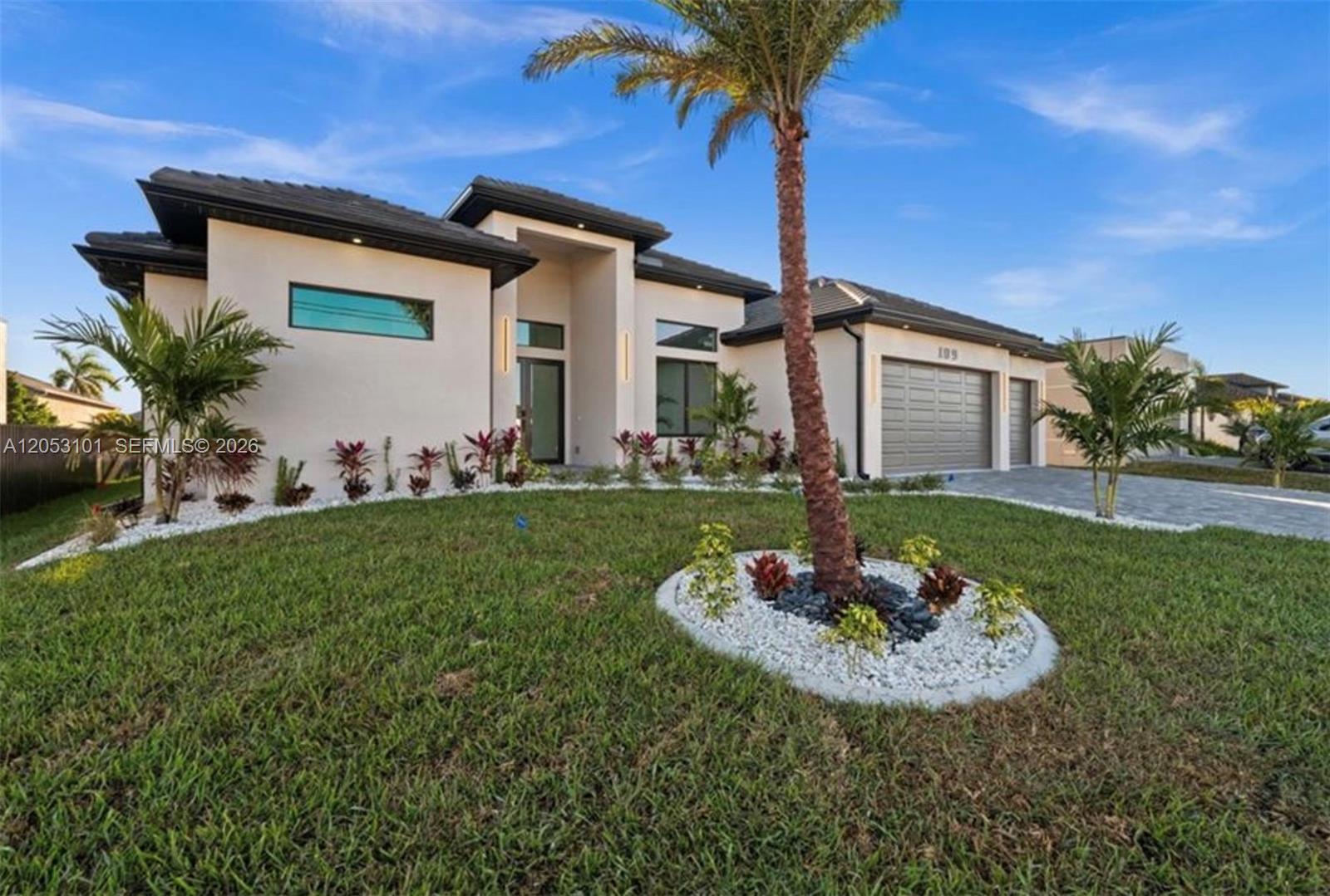 109 SW 37th Pl, Cape Coral FL 33991 photo 3