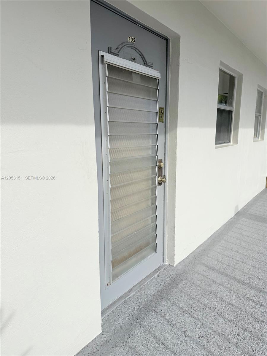 8590 Sunrise Lakes Blvd # 309, Sunrise FL 33322 photo 3