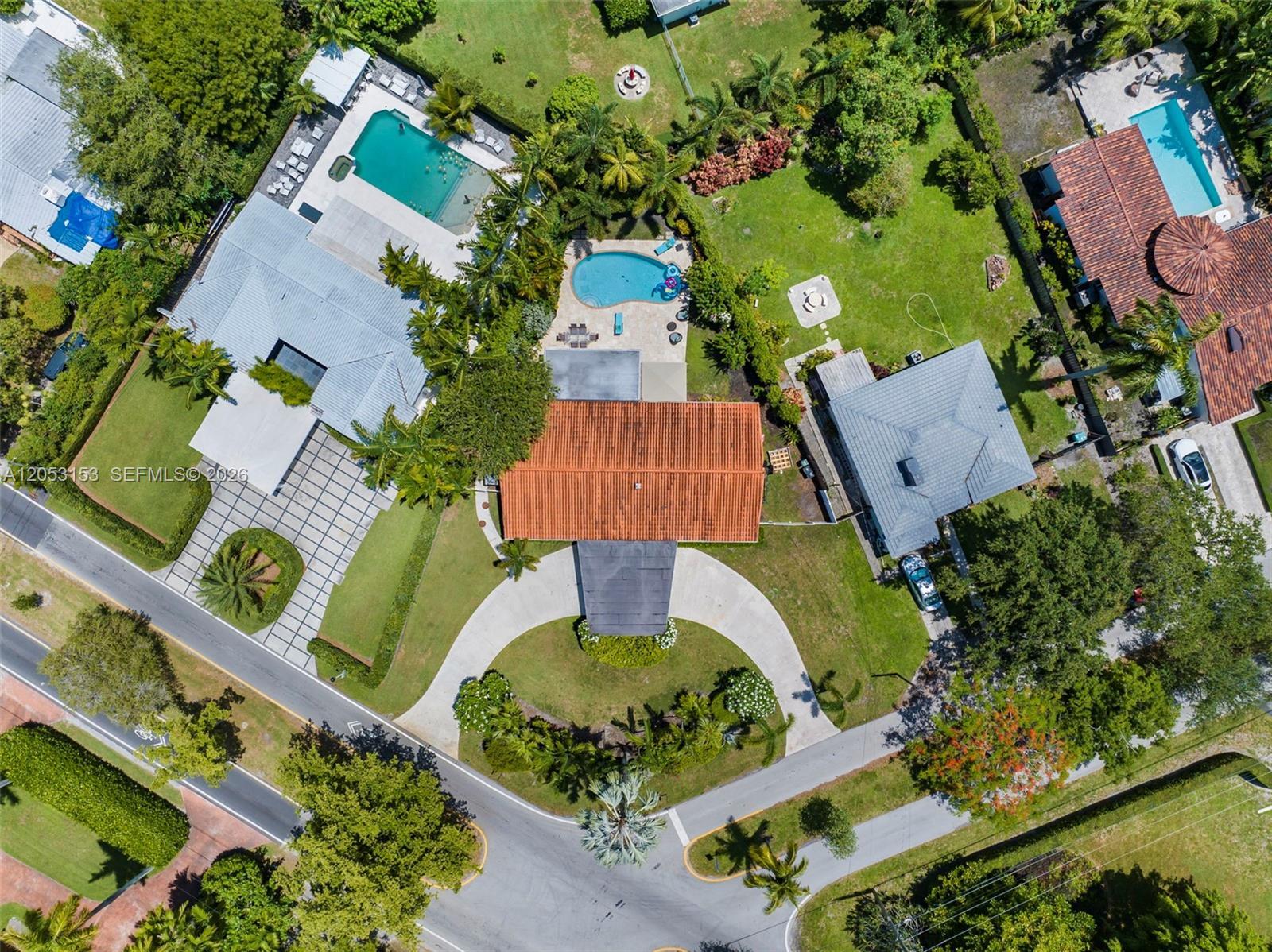 11121 Griffing Blvd, Biscayne Park FL 33161 photo 2
