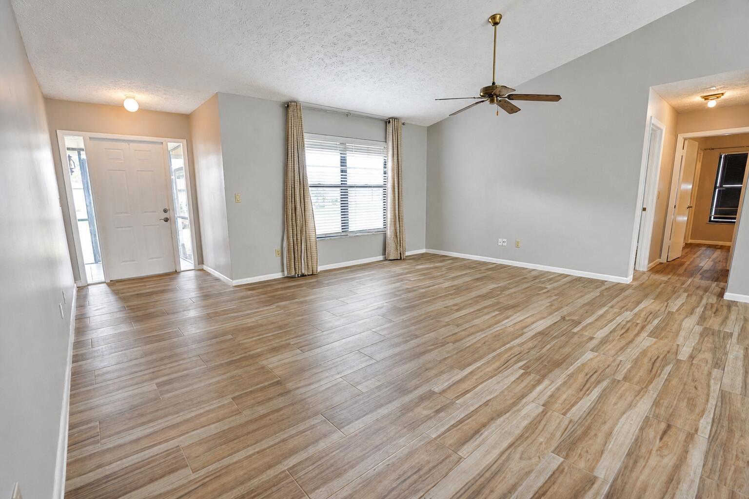 867 SE Starflower Avenue, Port St. Lucie FL 34983 photo 3