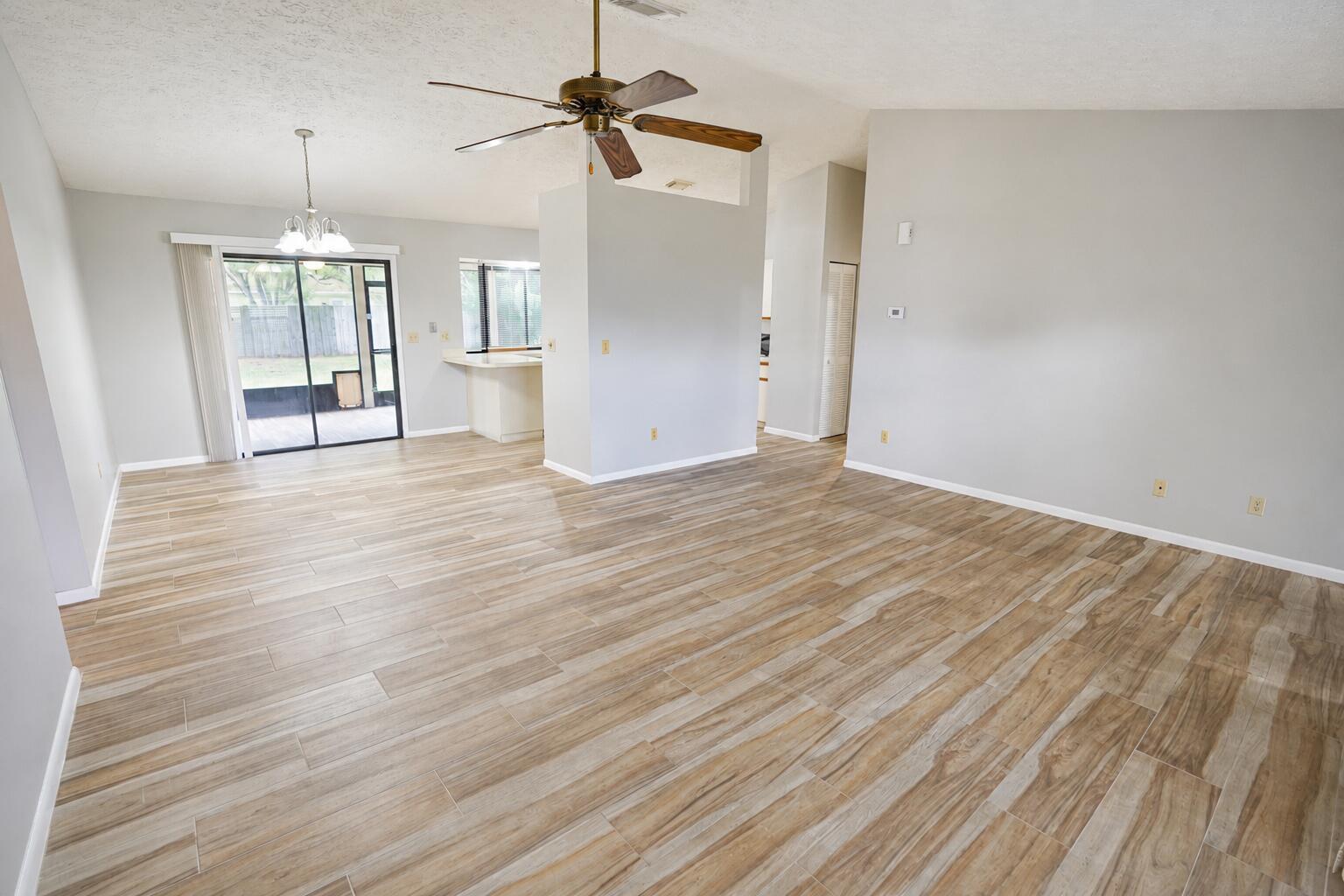 867 SE Starflower Avenue, Port St. Lucie FL 34983 photo 4