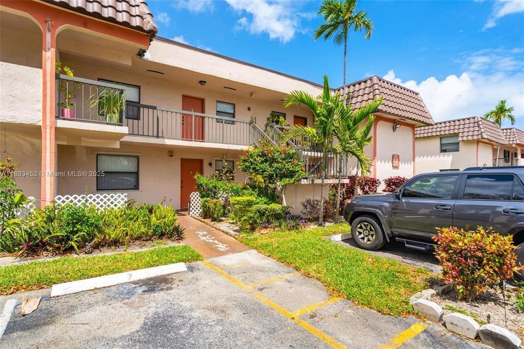 870 NE 207TH Terrace # 9, Miami FL 33179 photo 2