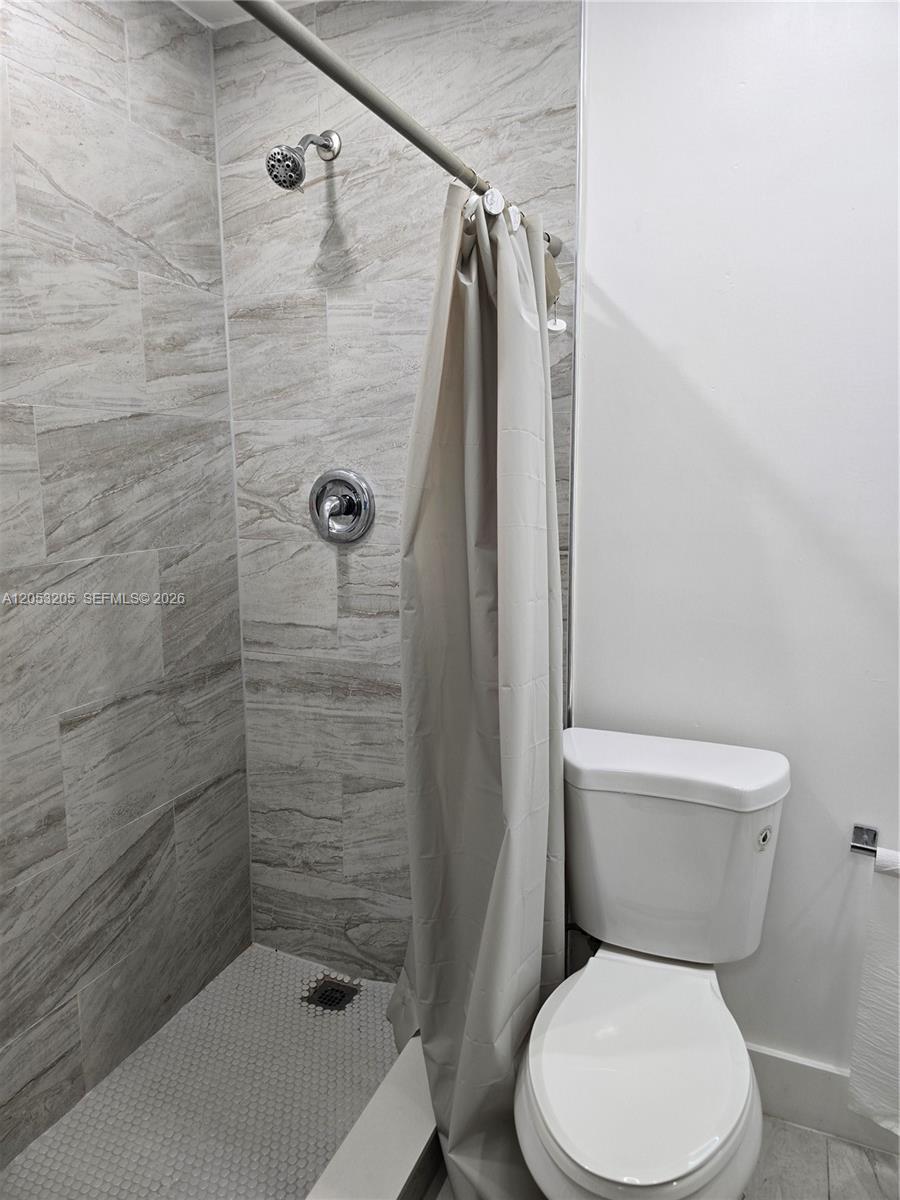 6070 W 18th Ave # 306, Hialeah FL 33012 photo 5