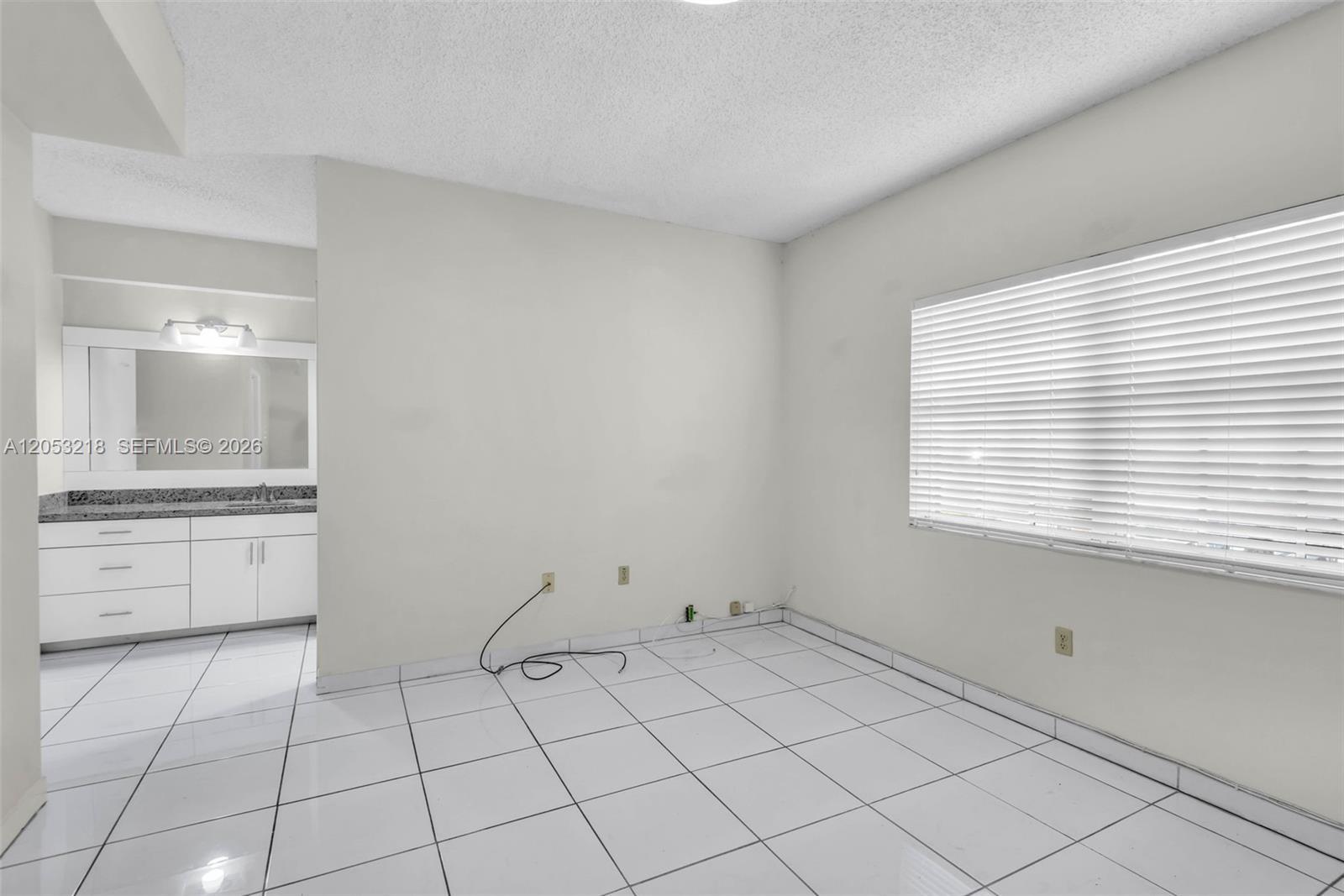 10018 Hammocks Blvd # 5, Miami FL 33196 photo 2