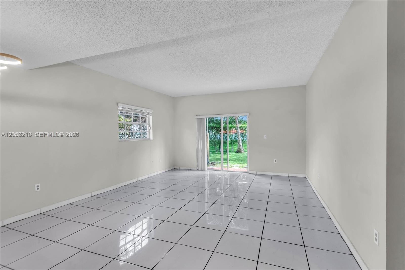 10018 Hammocks Blvd # 5, Miami FL 33196 photo 4