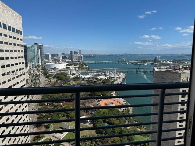 325 S Biscayne Blvd # 4320, Miami FL 33131 photo 2