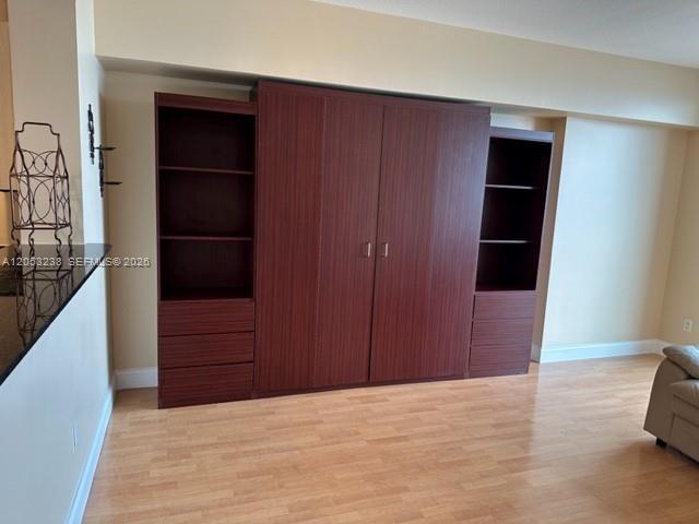 325 S Biscayne Blvd # 4320, Miami FL 33131 photo 3