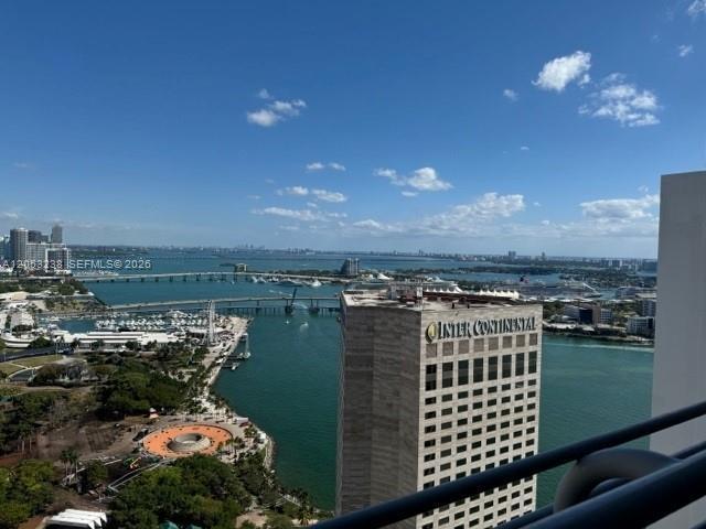 325 S Biscayne Blvd # 4320, Miami FL 33131