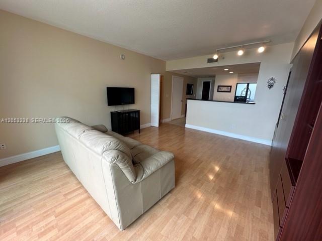 325 S Biscayne Blvd # 4320, Miami FL 33131 photo 5