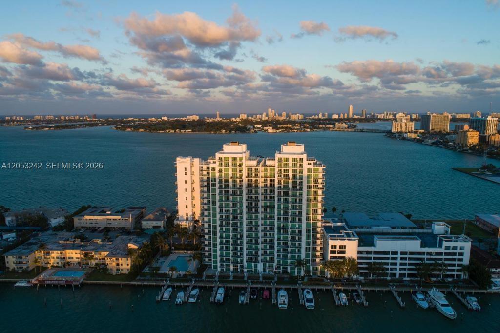 7928 East Dr, North Bay Village FL 33141 photo 4