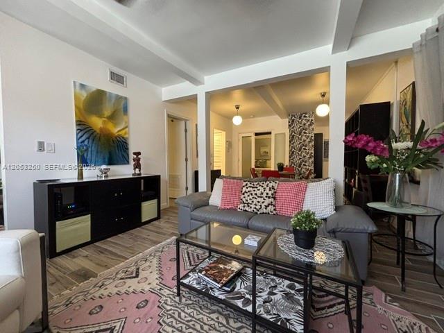 180 NE 82nd Ter # L, Miami FL 33138
