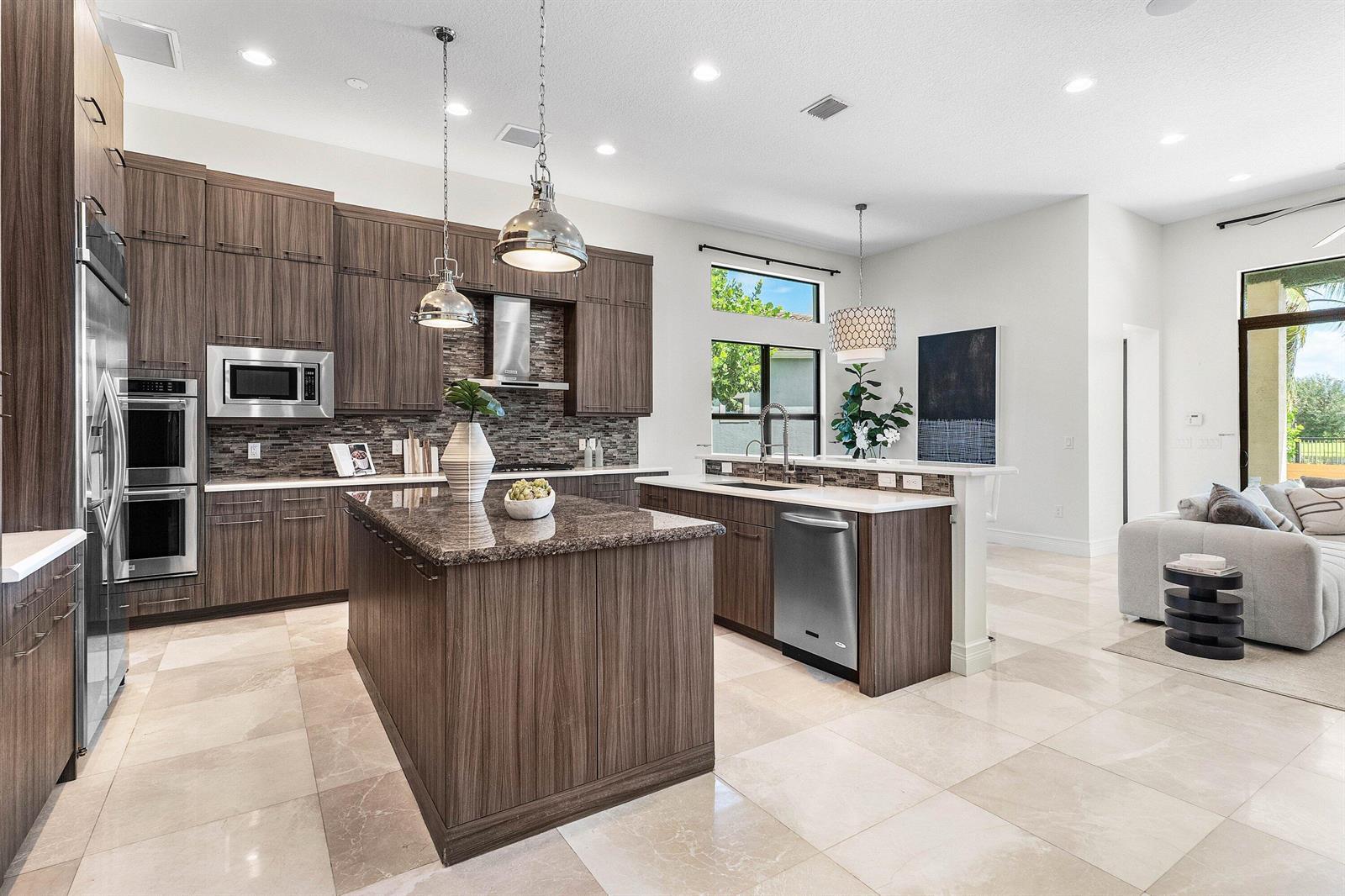 16872 Pavilion Way, Delray Beach FL 33446 photo 4