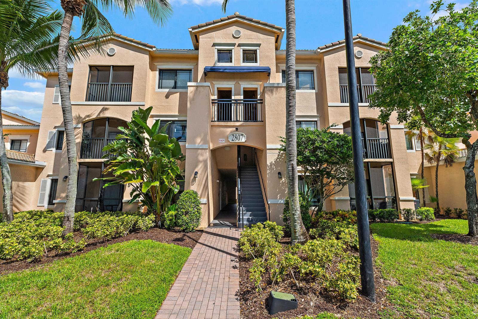 2807 VERONIA Drive # 108, Palm Beach Gardens FL 33410