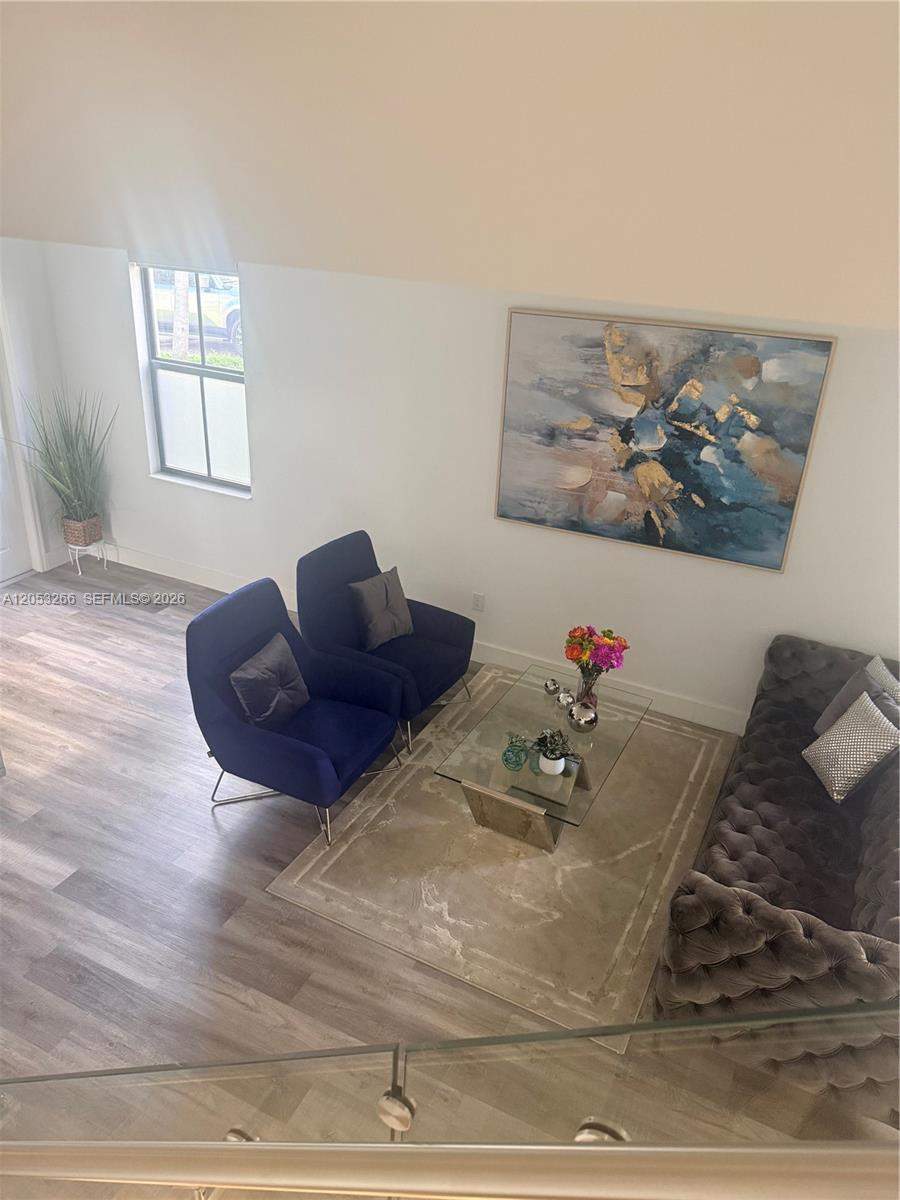 10057 NW 88th Ter, Doral FL 33178 photo 4