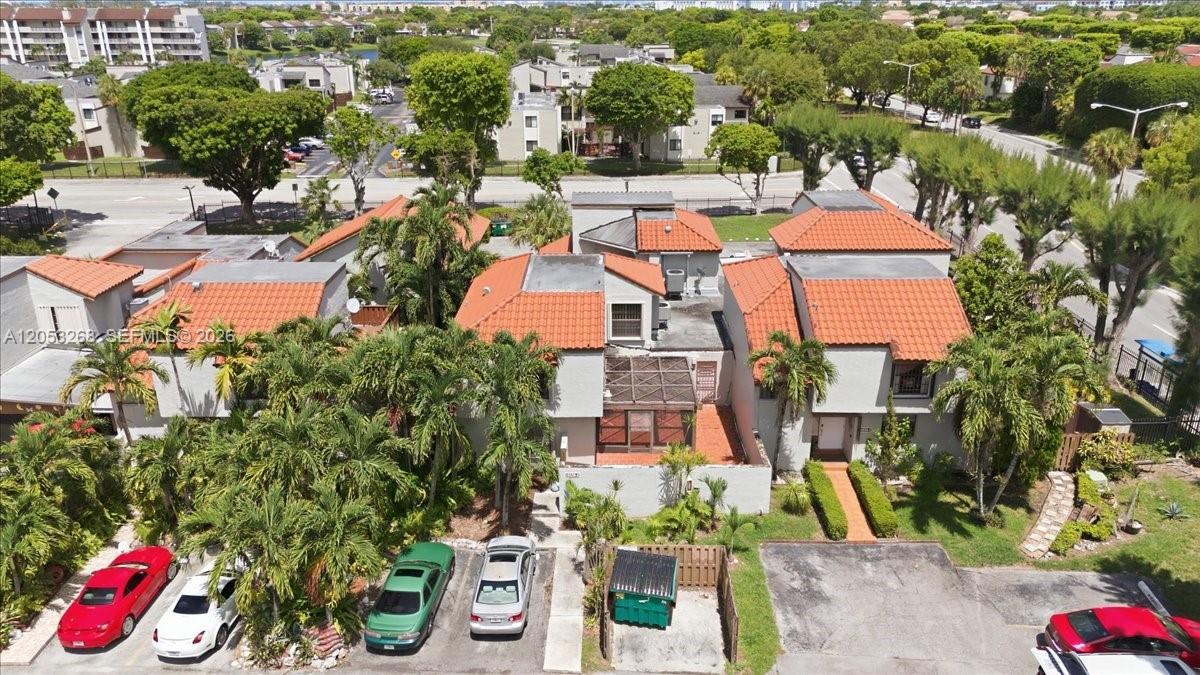 10339 NW 9th St Cir # 2, Miami FL 33172 photo 2