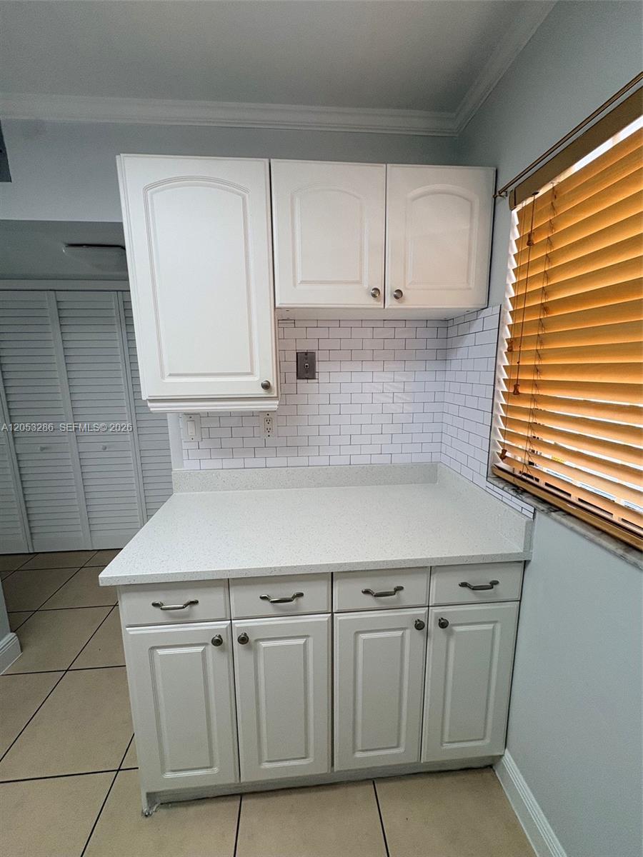220 W Park Dr # 3, Miami FL 33172 photo 3