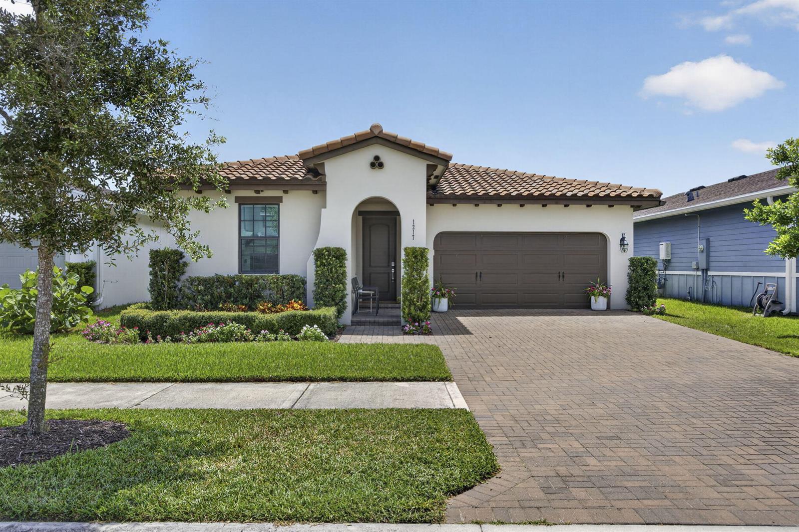 1217 Wandering Willow Way, Loxahatchee FL 33470 photo 2