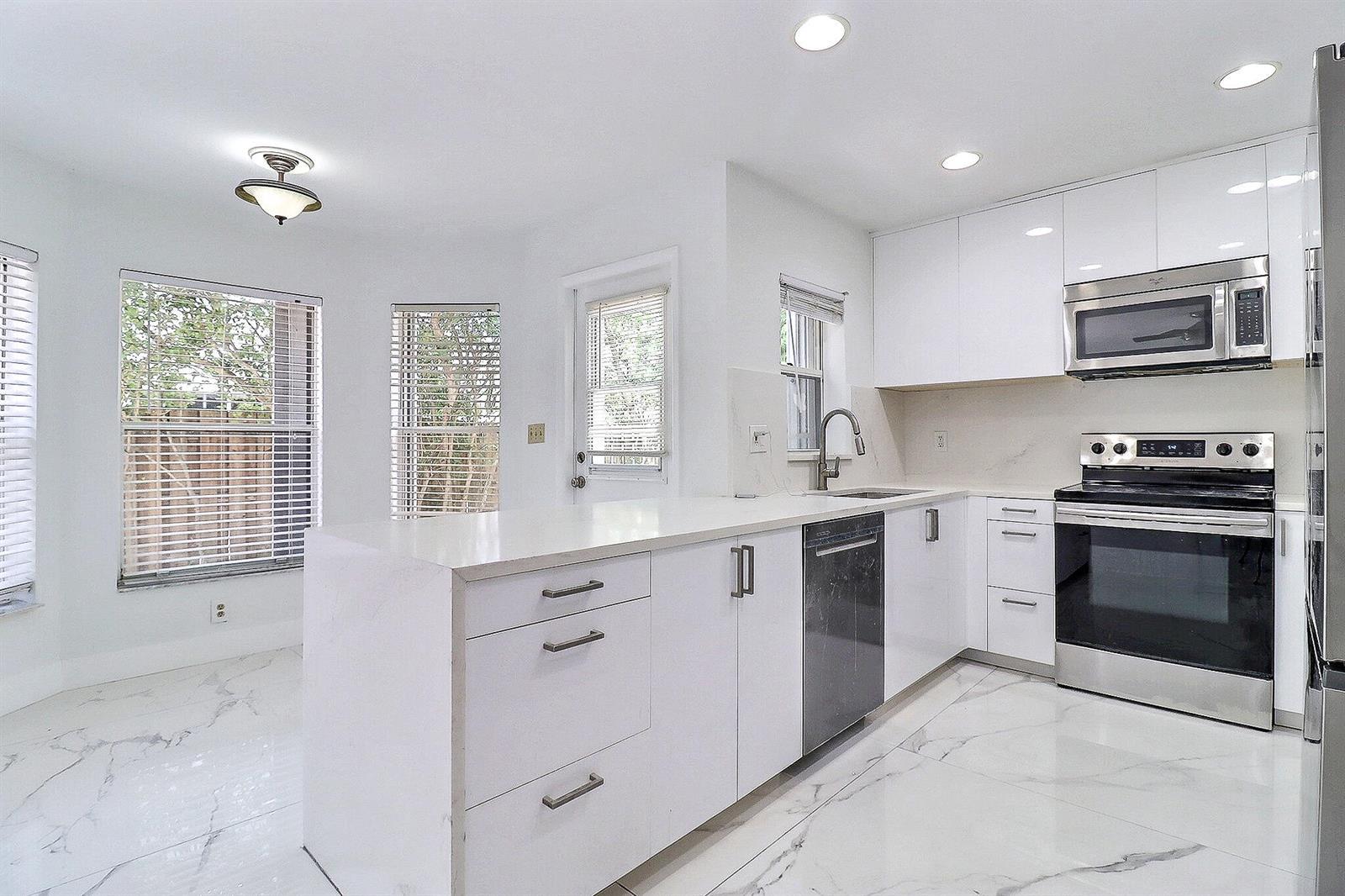 9401 Aegean Drive, Boca Raton FL 33496 photo 5