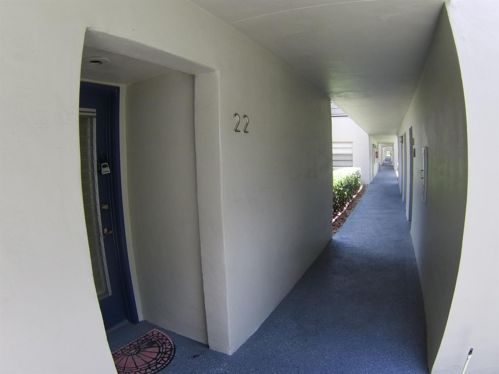 22 CAPRI A, Delray Beach FL 33484 photo 2