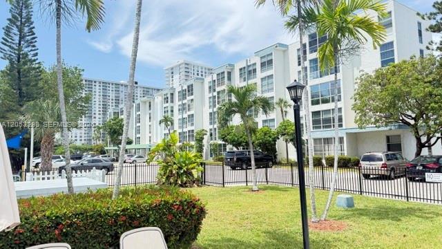 17570 Atlantic Blvd # 105, Sunny Isles Beach FL 33160 photo 2