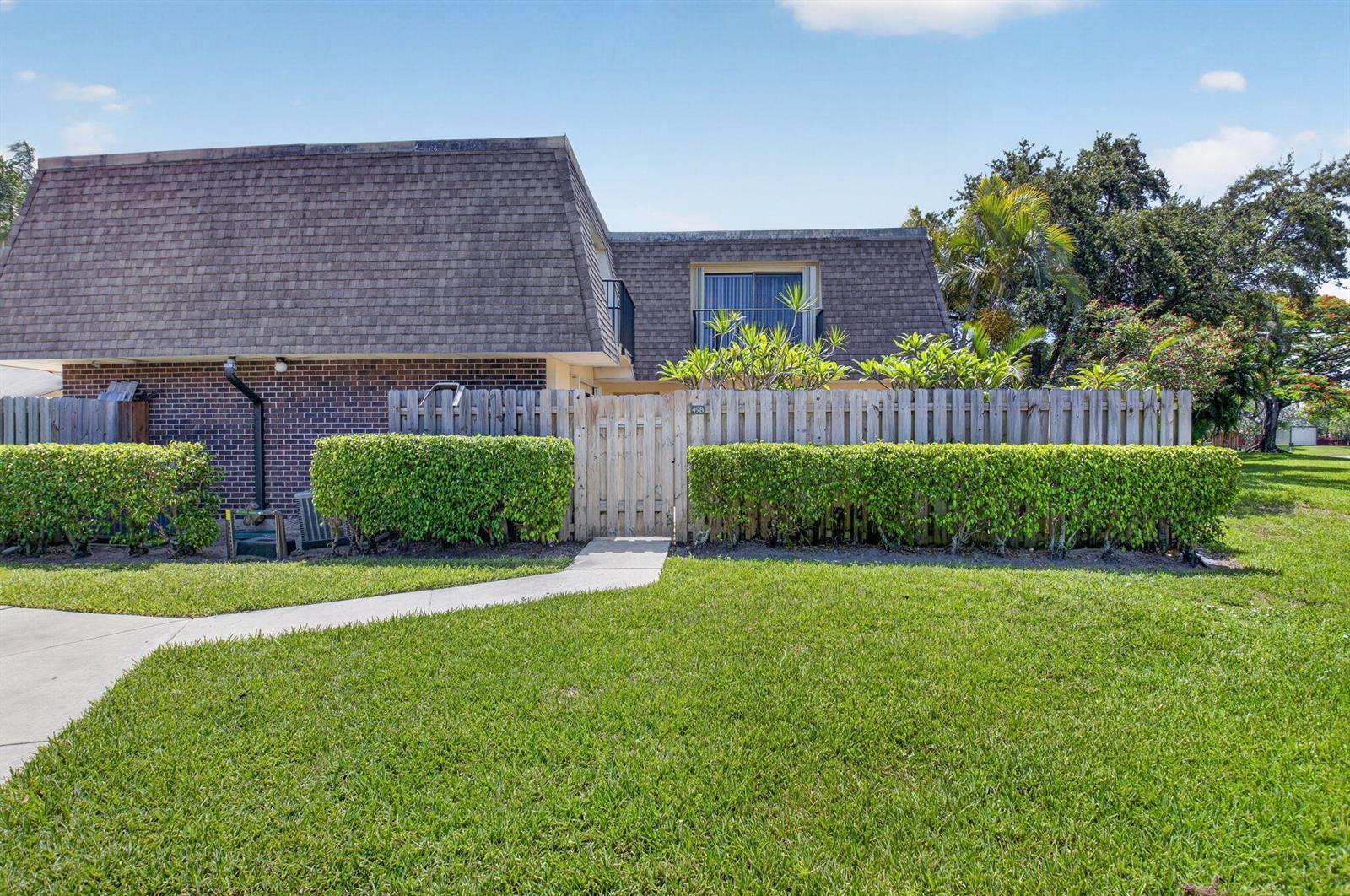 2887 SW 22nd Circle # 49B, Delray Beach FL 33445