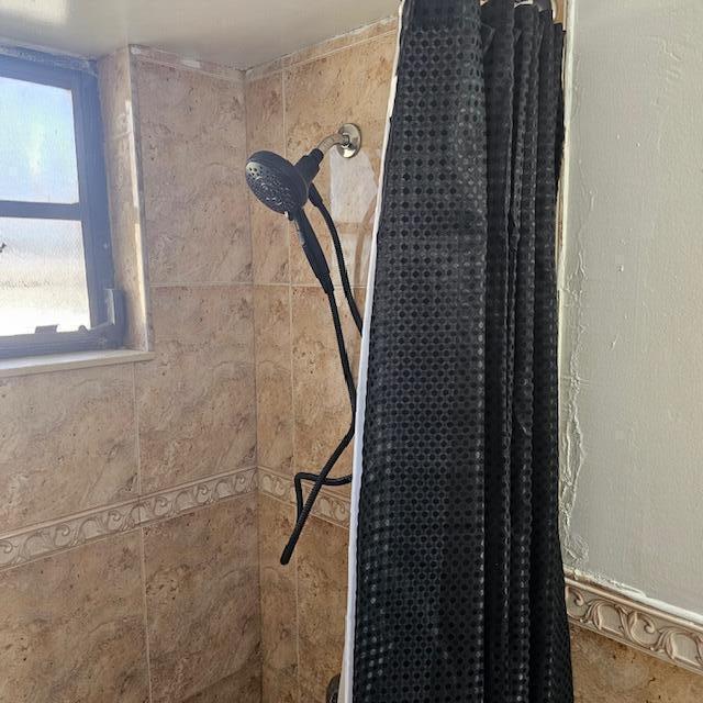 1561 NW 153RD Street, Miami Gardens FL 33054 photo 4