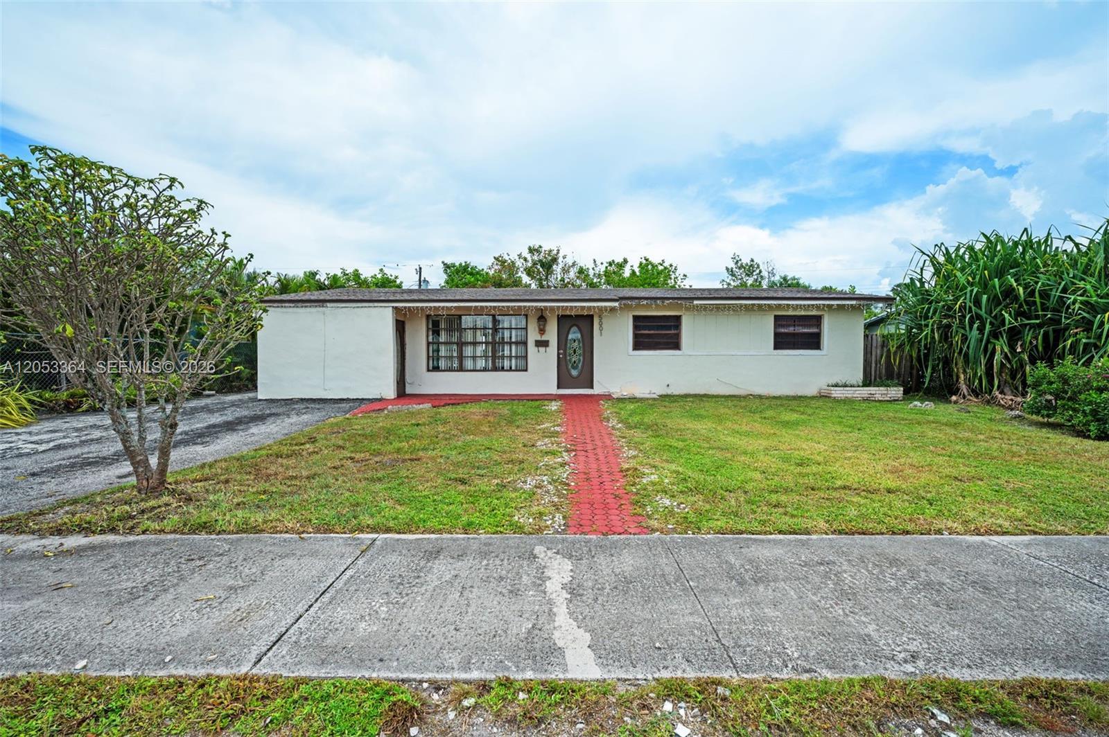5001 NW 179th Ter, Miami Gardens FL 33055