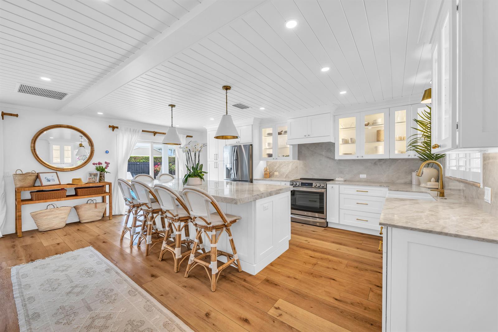 366 ELM Avenue, Tequesta FL 33469 photo 3