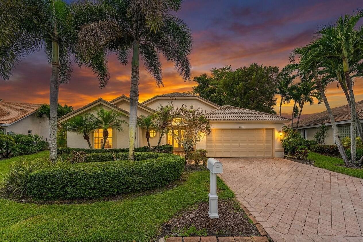 2525 Egret Lake Drive, FL 33413 photo 4