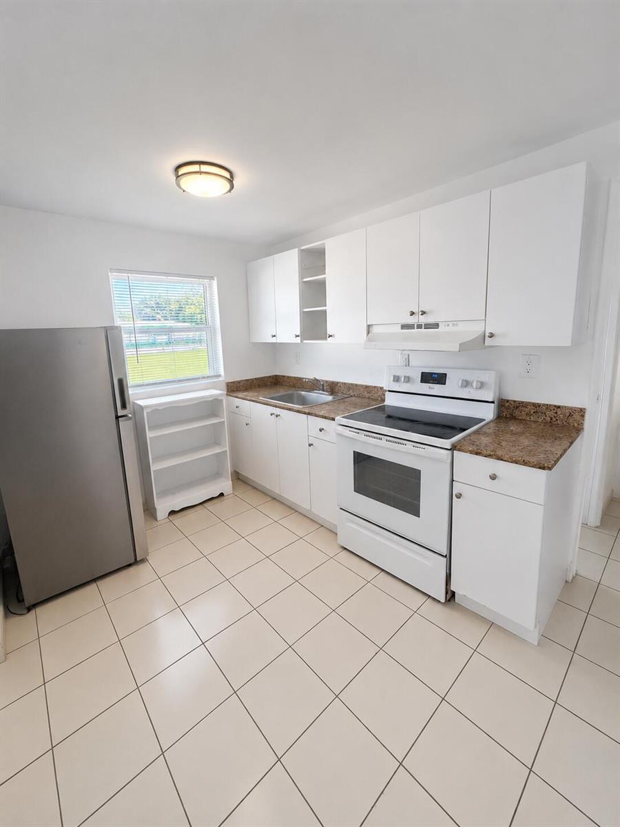 1725 NE 148TH Street # 5, Miami FL 33181 photo 5
