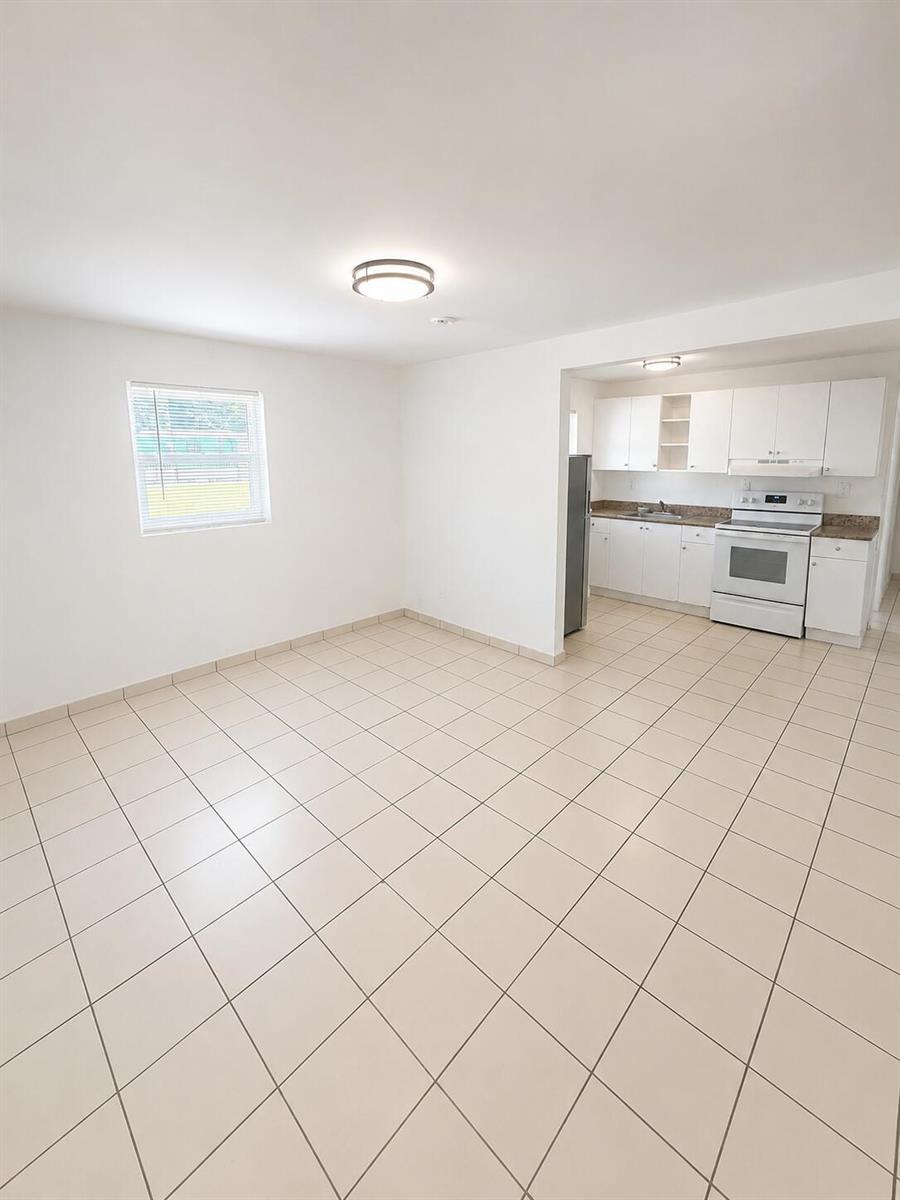 1725 NE 148TH Street # 5, Miami FL 33181 photo 4