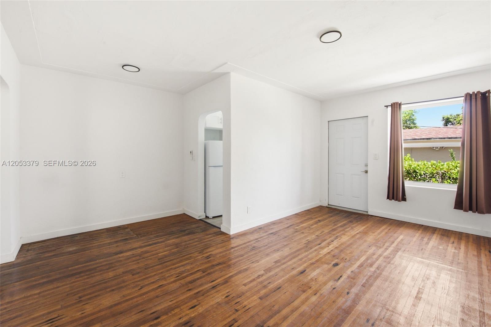 101 NW 74th St # 3, Miami FL 33150 photo 2